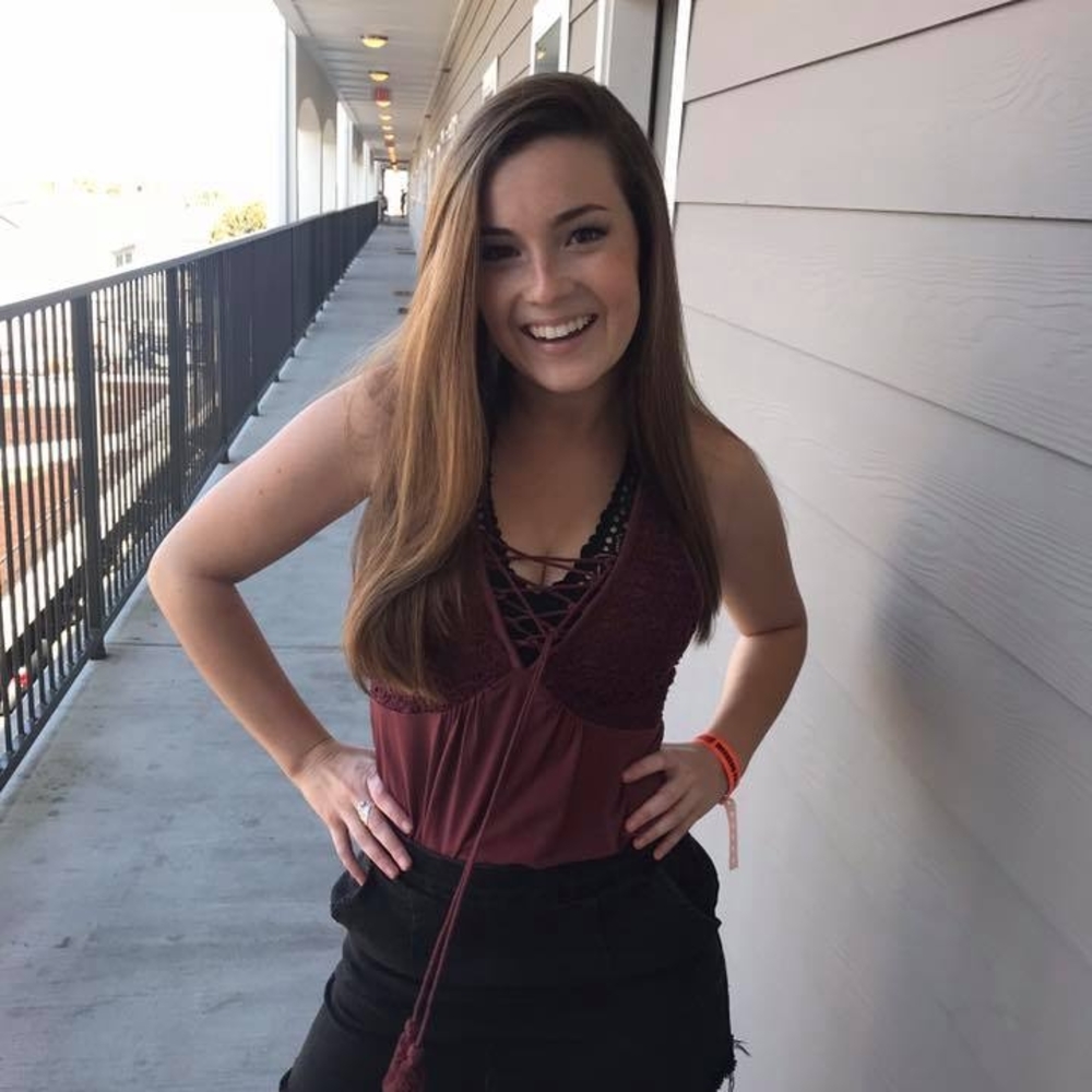 Meet your Posher, Alli